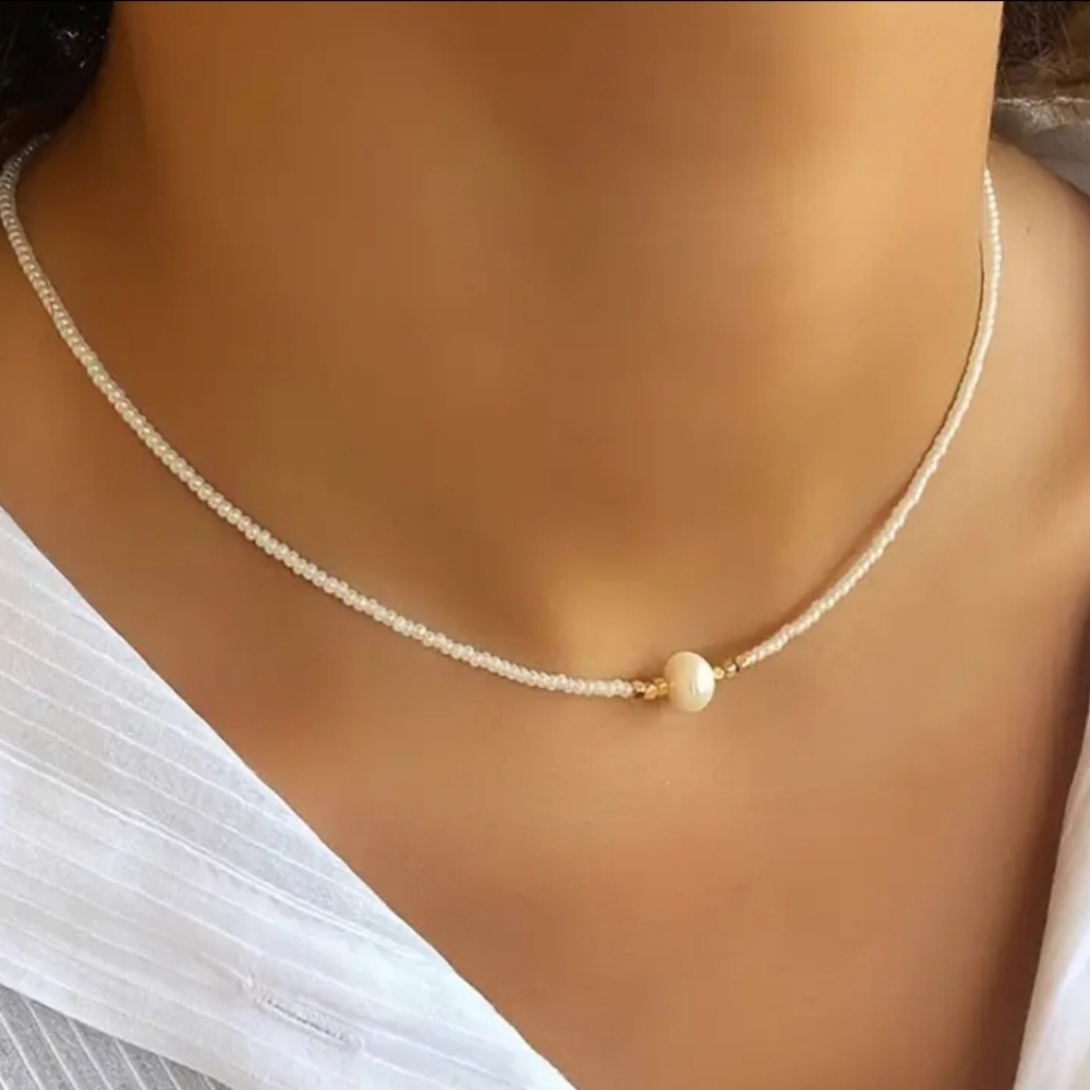 Elegant Fresh Water  Pearl and  Beaded Necklace.